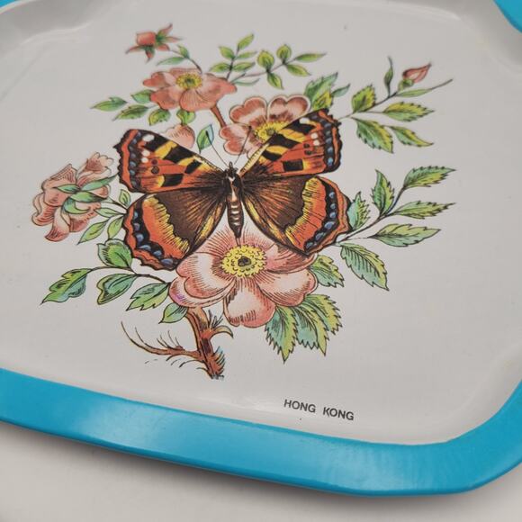 Set of 2 Vintage Floral Metal Trays – Butterfly & Spring Flower Motifs Cottage - Picture 2 of 7